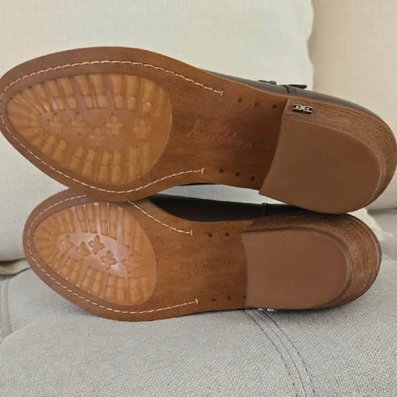 NWOT - Sam Edelman Dark Brown Ankle Booties - Picture 6 of 6